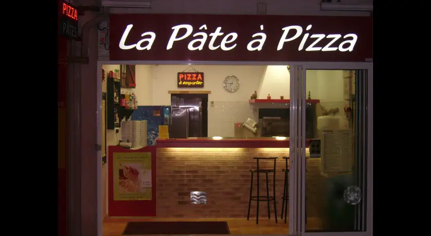 Restaurant La Pate A Pizza Saint-cyprien