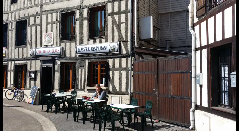 Restaurant Café De La Place Eclaron-braucourt-sainte-livière