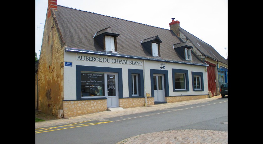 Restaurant Auberge Du Cheval Blanc Longué-jumelles