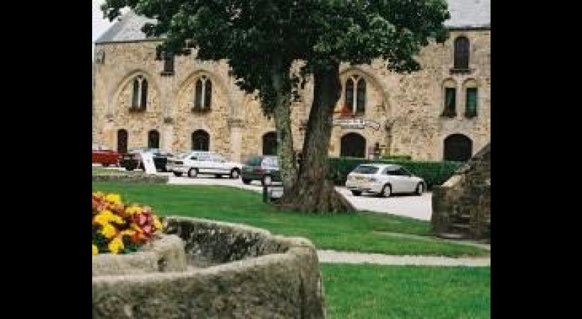 Restaurant L'hostellerie Du Château Bricquebec