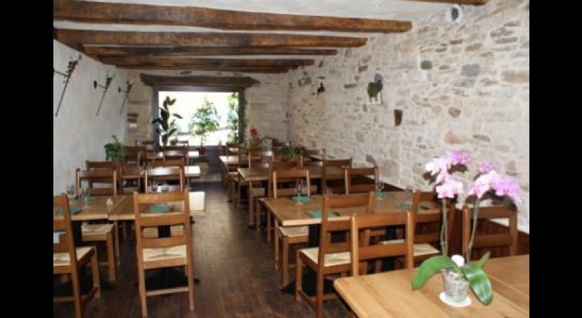 Restaurant Auberge Du Lac Castelnau-de-mandailles