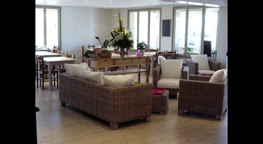 Restaurant Le Grain De Sable Lile Doleron