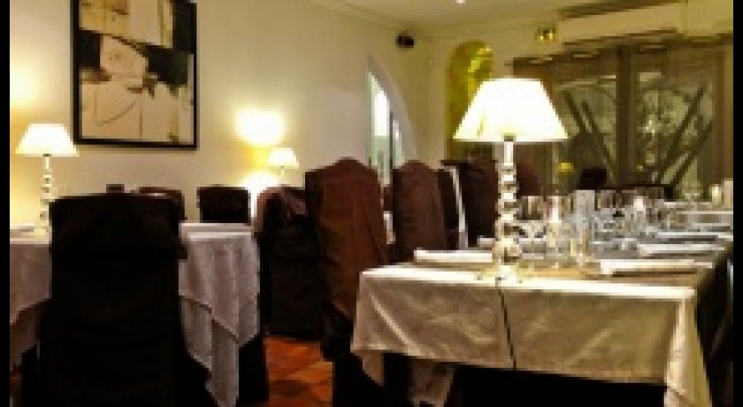 Restaurant La Table Du Roy Salon De Provence