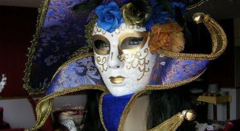 L'entrée Des Artistes Thiviers