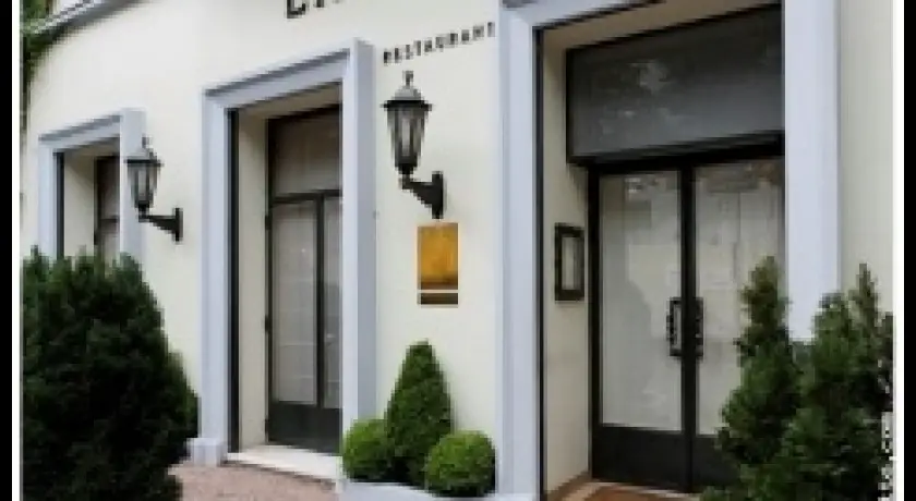 Restaurant Lasserre Paris