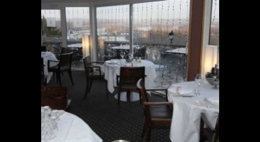 Restaurant Domaine De La Corniche Rolleboise