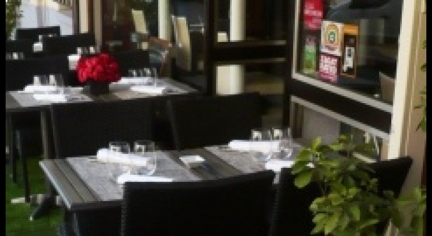 La Table De Botzaris  Paris