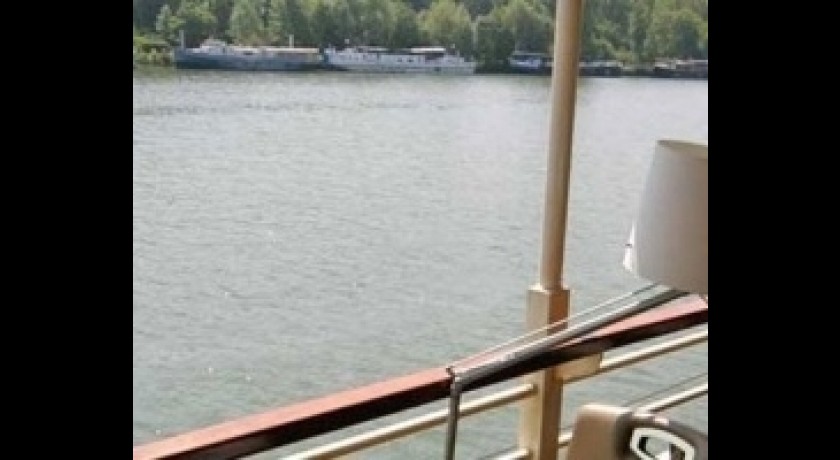 Vog En Scène  Suresnes