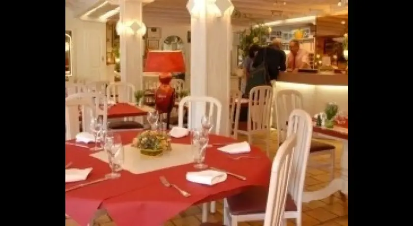 Restaurant Hôtel Carayon Saint-sernin-sur-rance