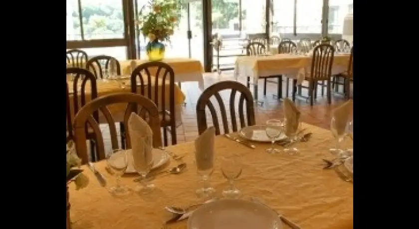 Restaurant Hôtel Carayon Saint-sernin-sur-rance