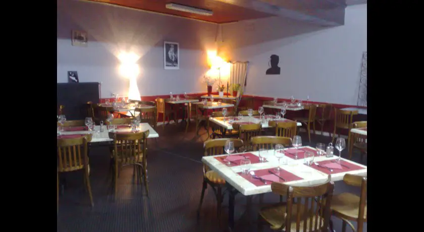 Restaurant Retaurant Bar Du Cours Velaux
