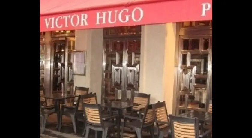 Restaurant Au Petit Victor Hugo Paris