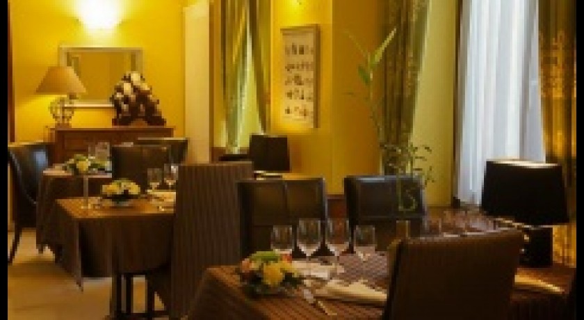 A La Grâce De Dieu  Brie-comte-robert