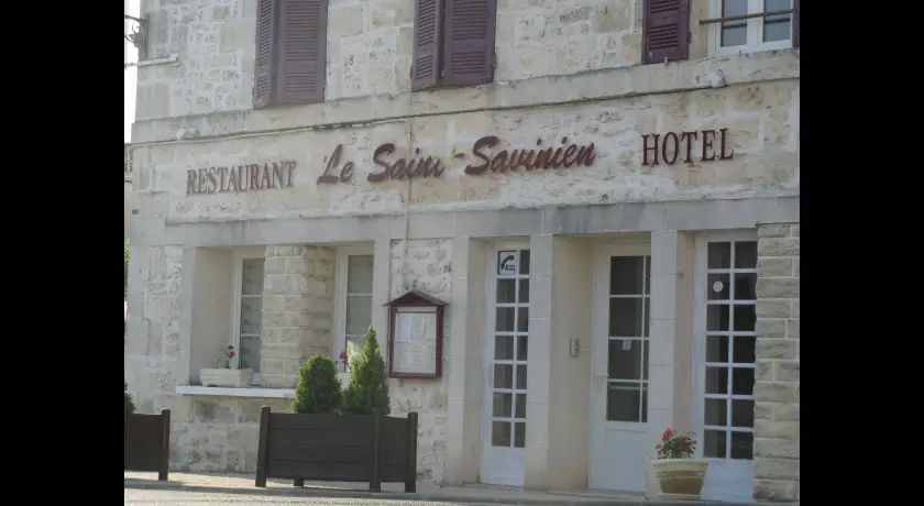 Restaurant Le Saint Savinien Saint-savinien