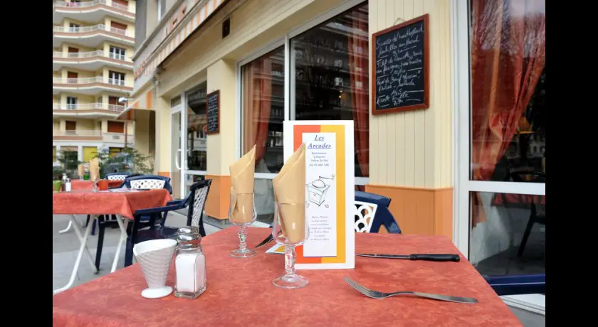Restaurant Brasserie Crêperie Les Arcades Grenoble