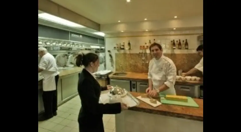 Restaurant Le Pont De L'ouysse Lacave
