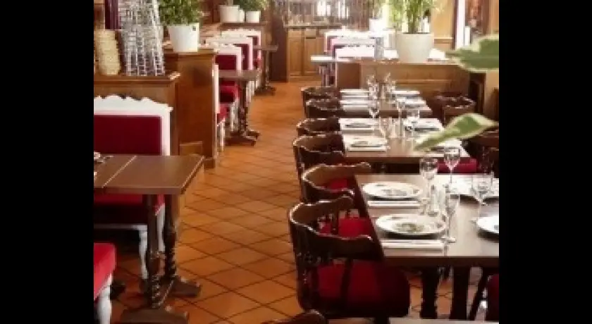 Restaurant La Taverne De Maître Kanter Versailles