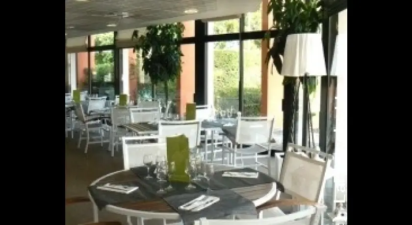 Restaurant L'escale By Mercure Hyeres-les-palmiers