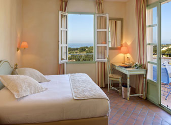 st-cyr-dolce-chambre3-0ca83.jpg