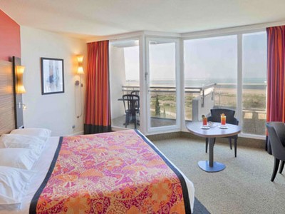 accor-port-camargue-merc24-9cbad.jpg