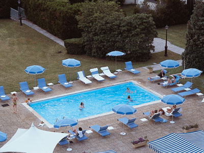 piscine-ecf9d.jpg