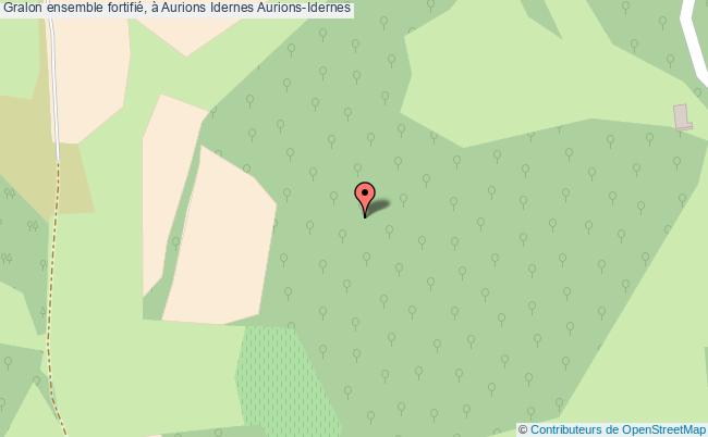 Ensemble Fortifié, à Aurions Idernes  Aurions-idernes