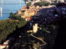 Le Sentier Des Tours De Tournon Sur Rhône  Tournon-sur-rhône