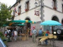 Maison De L'artisanat De Tauves 