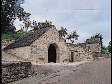 Lavoir De La Margelle Et Maison Du Tanneur  Aignay-le-duc