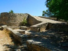 L'oppidum De Nages   Nages-et-solorgues