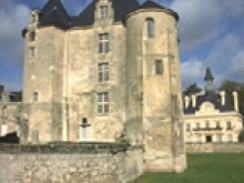 Donjon De Vic Sur Aisne  Vic-sur-aisne
