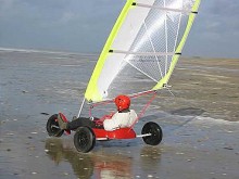Location, école De Chars à Voiles Et Catamarans  Narbonne
