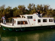 Tourisme fluviale sur le canal du midi