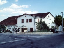 La Coopérative Vinicole Des Vignerons De Pierrevert (04) 