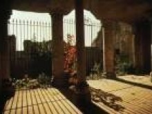 Chapelle Sainte-radegonde Et Musée Des Arts Et Traditions Populaires  Chinon