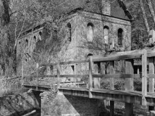 Usine de quincaillerie à Anceins (61)