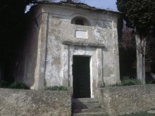 Chapelle Funéraire à Campile (2b) 