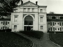 Etablissement Thermal De Lecoeur, à Bourbon L'archambault (03)  Bourbon-l'archambault