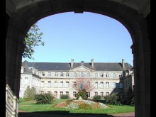 Abbaye Cistercienne Du Bon Sauveur à Bégard (22) 