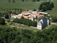 Ancienne Abbaye De Bénédictines Notre-dame-d' Andecy à Baye (51) 