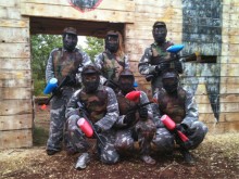 Paintball et tir sur cible en forêt, à Castelnau Pégayrols (12)