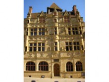 Hôtel De Ville De Paray-le-monial 