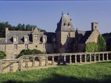 Manoir De Tronjoly  Cléder