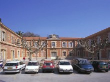 écuries De La Maison Dite Château San Salvadour  Hyeres-les-palmiers