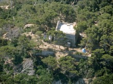 Redoute Dite Fort De L'alycastre.  Hyeres-les-palmiers