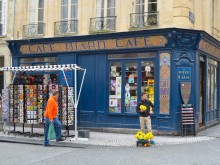 Immeuble En Pierre De Taille  Paris