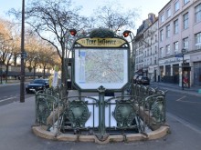 Métropolitain, Station Père-lachaise  Paris