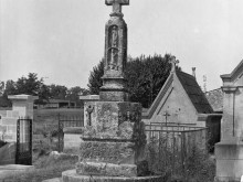 Croix De Cimetière  Saint-vivien-de-blaye