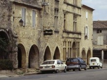 Maison Dite Relais Henri Iv  Saint-macaire