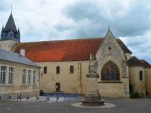 Eglise Collégiale Notre-dame  Mehun-sur-yèvre
